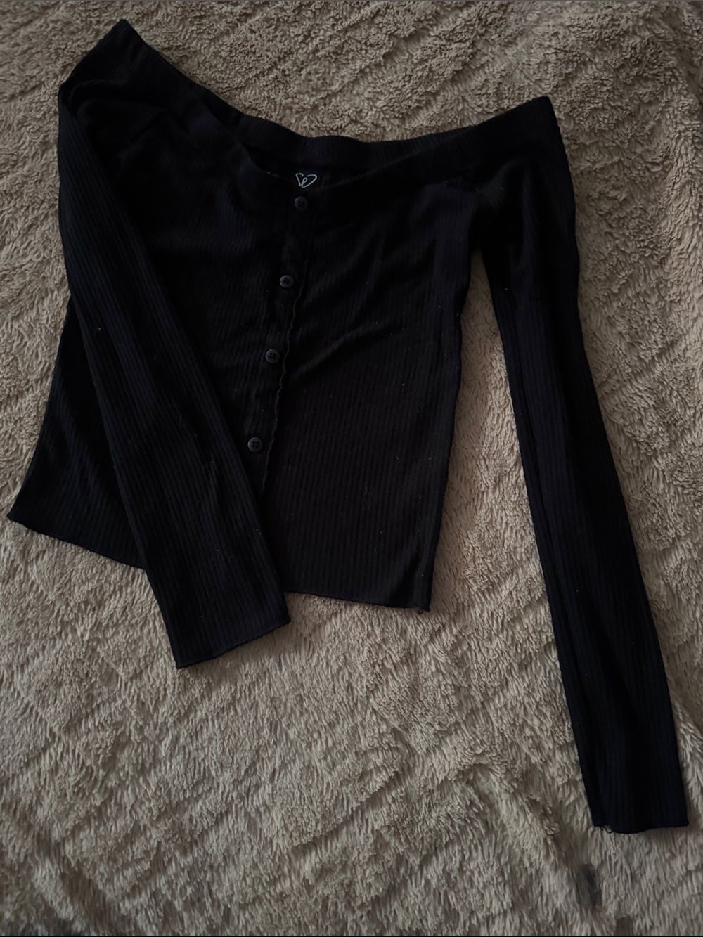 Windsor Black Off-Shoulder Ribbed Button-Front Top - Picture 3 of 4